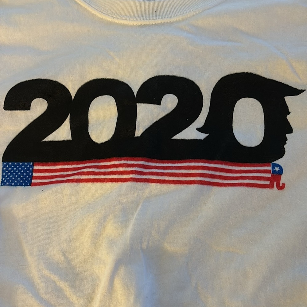 Political Memorabilia 2020 Donald Trump GOP Unisex Shirt - XL